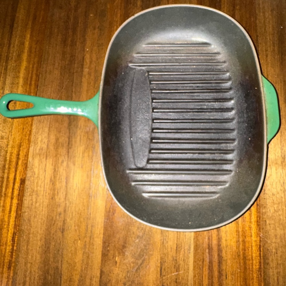Le Creuset Emerald Green Oval Cast Iron skillet Grill Pan